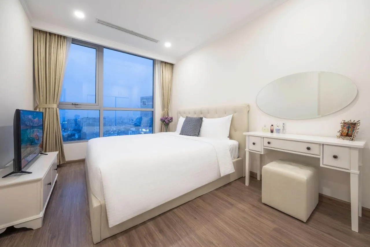 Luxury Vinhomes Central Park Humi Apartment 호치민