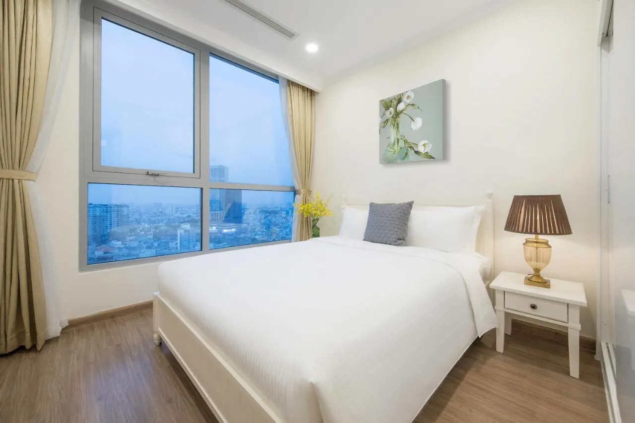 Luxury Vinhomes Central Park Humi Apartment Ho Chi Minh City