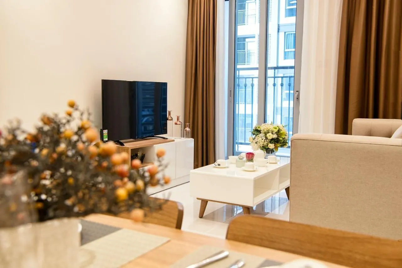 Luxury Vinhomes Central Park Humi Apartment Ho Chi Minh City